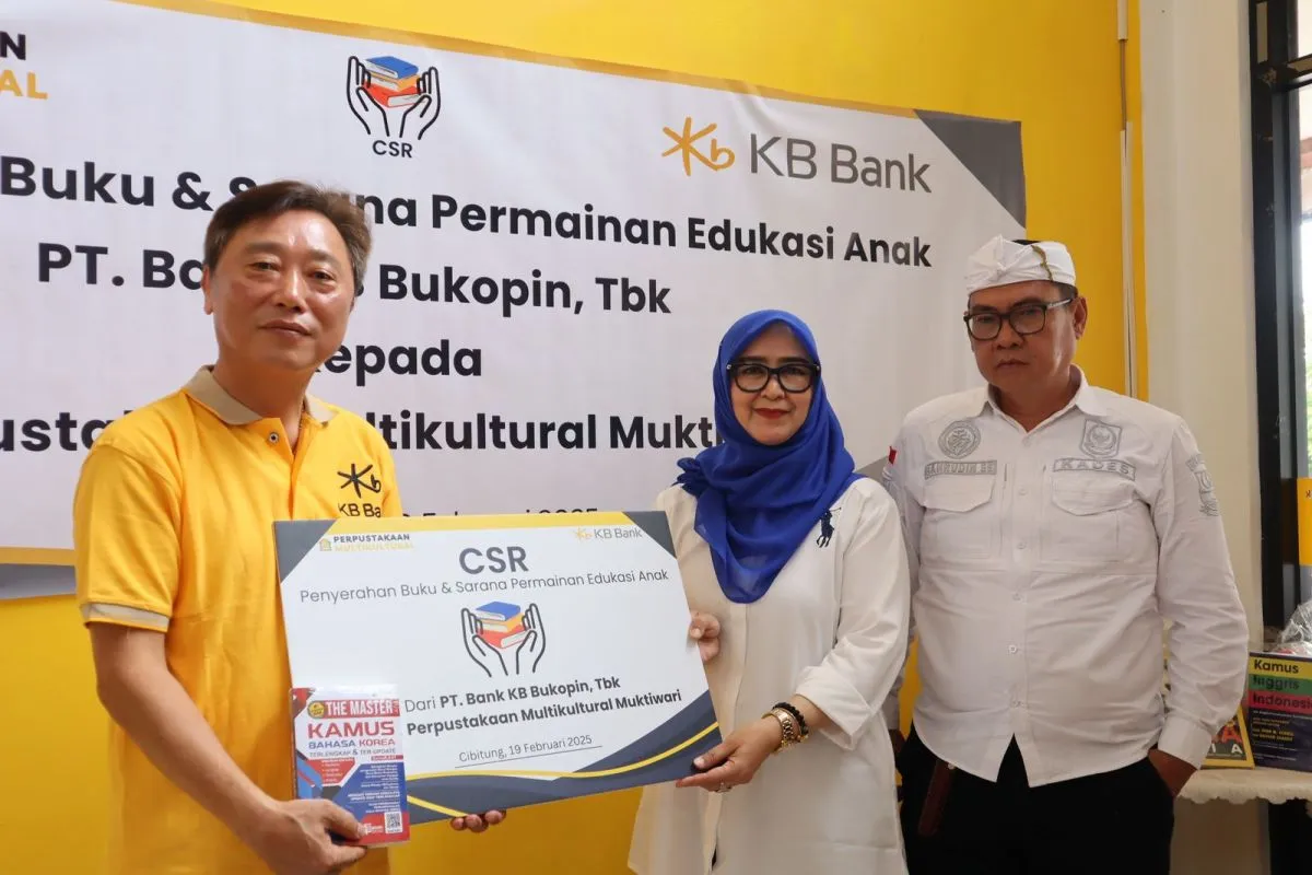 KB Bank Dukung Literasi di Bekasi dengan Donasi Buku dan Fasilitas Edukatif