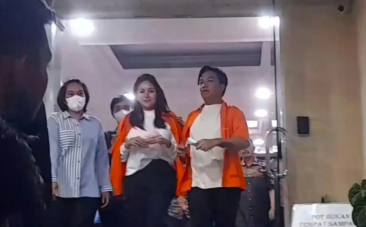 Nikita Mirzani dan Asisten Ditahan Terkait Dugaan Pemerasan dan Pengancaman