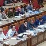 Erick Thohir Hadiri Rapat DPR Bahas Naturalisasi Pemain Timnas Indonesia