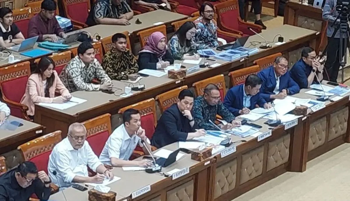 Erick Thohir Hadiri Rapat DPR Bahas Naturalisasi Pemain Timnas Indonesia