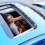 Mobil dengan sunroof